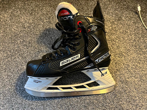 Size bauer vapor - size, ice