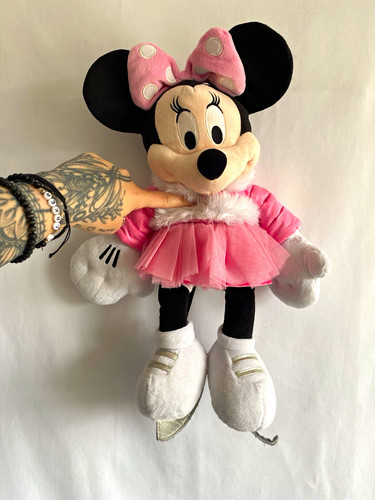 2011 disney minnie mouse - minnie,